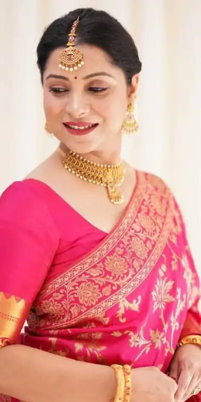 Pink Lichi Silk Saree | Sarees, Bollywood Sarees, Creative Sarees, Designer Sarees, Embroidered Sarees, Ethnic Saree, Modern Digital sarees, Party Wear Sarees