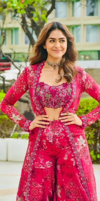 Pink Tubby Silk Digital Print Embroidery Salwar Suit | Jump Suits, Salwar suit, Casual Suits, Creative suits, Designer Suits, Palazzo Suits, Party Wear Suits, Patiala Suits, Straight Suits