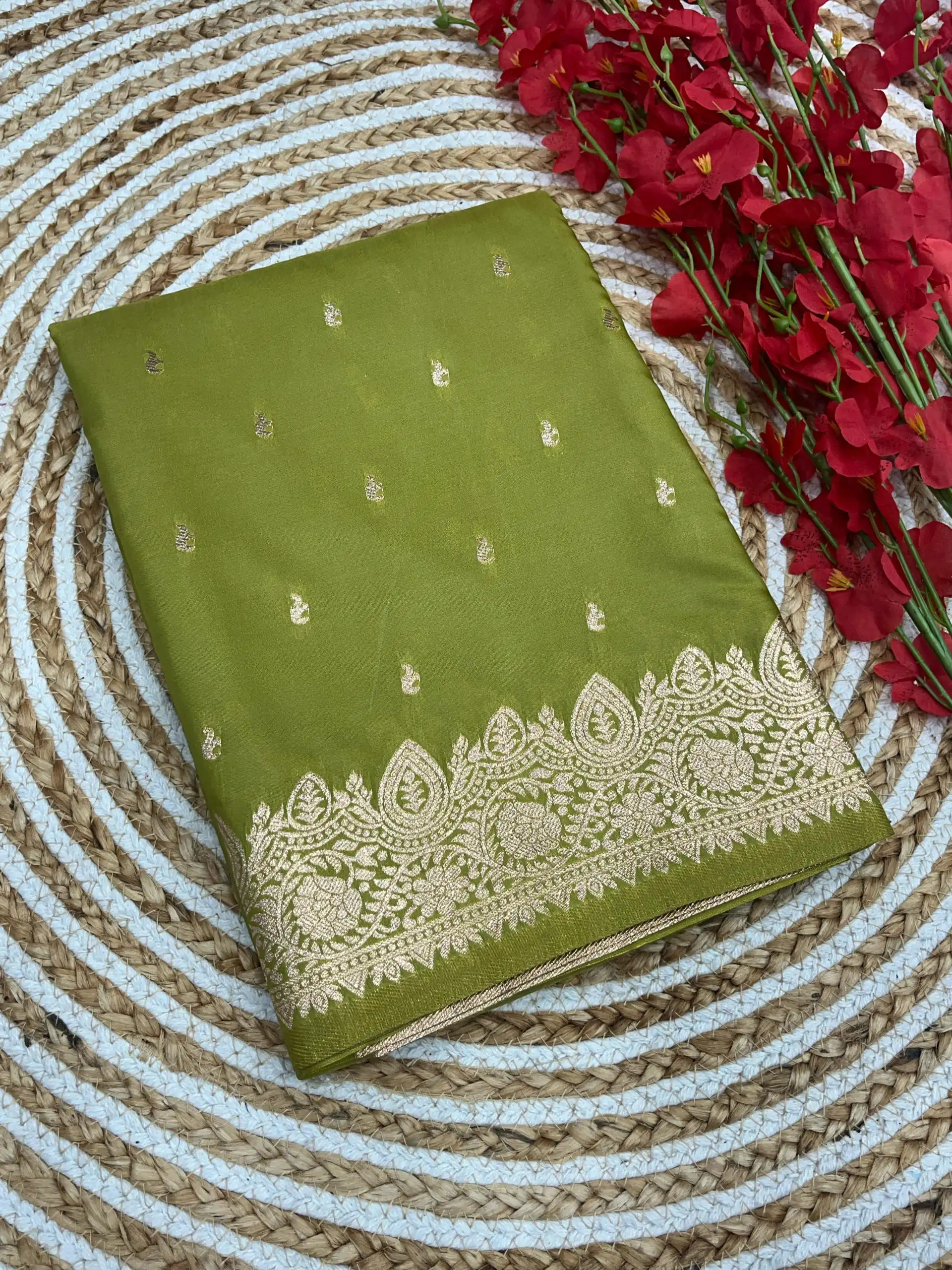 Pista Banarasi Silk Zari Weaving Pallu Saree | Sarees, Bollywood Sarees, Creative Sarees, Designer Sarees, Embroidered Sarees, Ethnic Saree, Modern Digital sarees, Party Wear Sarees