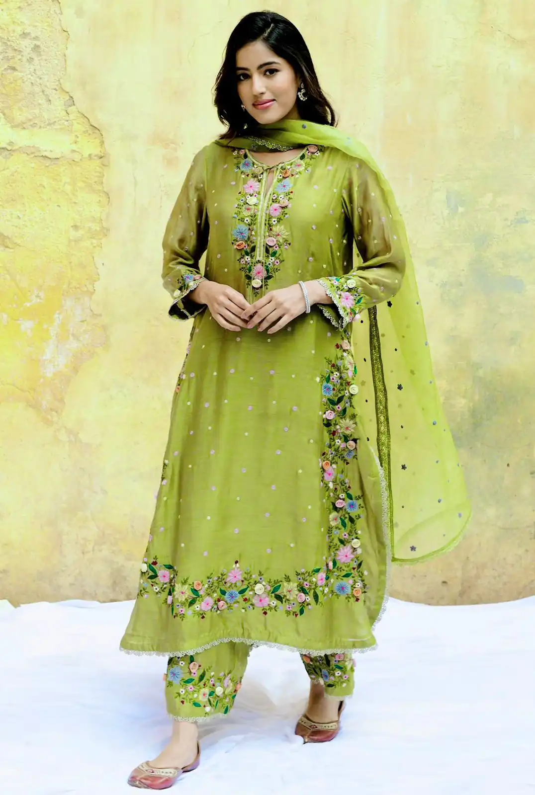 Pista Faux Georgette Embroidery Lace Work Salwar Suit | Jump Suits, Tops & Bottoms, Track Suits, Salwar suit, Casual Suits, Creative suits, Designer Suits, Palazzo Suits, Party Wear Suits, Patiala Suits, Straight Suits, Trendy Wear
