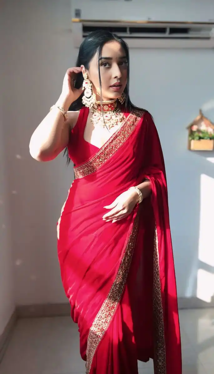 Red 9000 Velvet With Embroidery Lace Border Saree | Sarees, Bollywood Sarees, Creative Sarees, Designer Sarees, Embroidered Sarees, Ethnic Saree, Modern Digital sarees, Party Wear Sarees