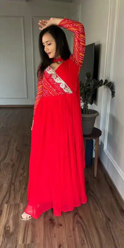 Red Bandhej Fox Georgette Sequence Embroidery Work Anarkali Gown | Gowns, Bollywood Gowns, Creative Gowns, Designer Gowns, Embroidered Gowns, Party Wear Gowns, Straight Suits