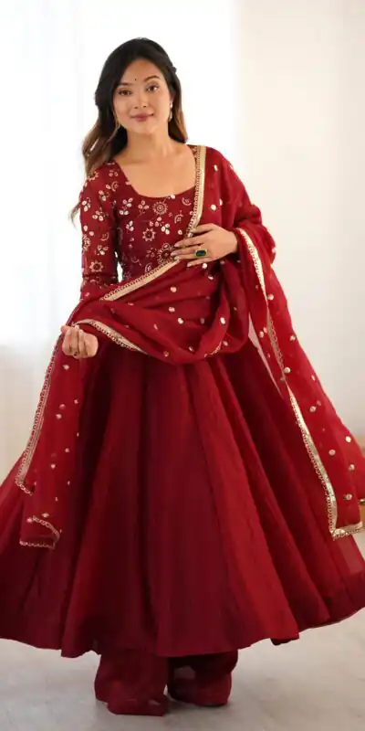 Red Crunchy Silk Embroidery Lace Work Gown | Gowns, Bollywood Gowns, Creative Gowns, Designer Gowns, Embroidered Gowns, Party Wear Gowns