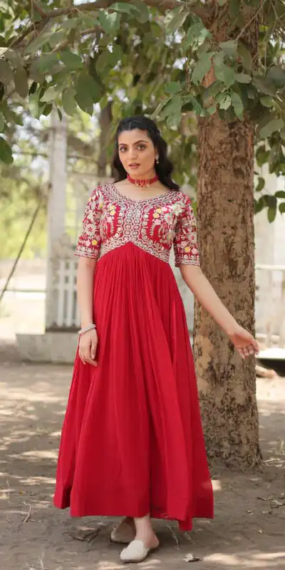 Red Faux Blooming Embroidery Zari Work Gown | Gowns, Bollywood Gowns, Creative Gowns, Designer Gowns, Embroidered Gowns, Party Wear Gowns