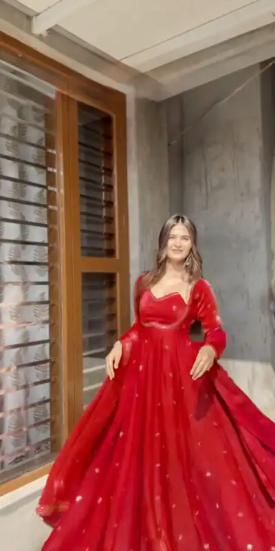 Red Fendy Silk Lace Work Gown | Gowns, Bollywood Gowns, Creative Gowns, Designer Gowns, Embroidered Gowns, Party Wear Gowns