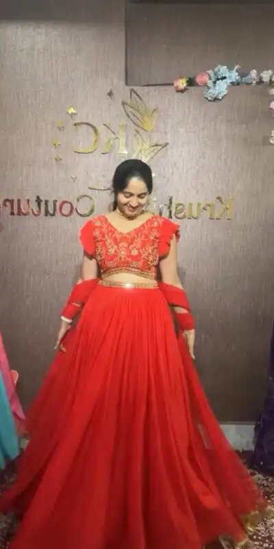 Red Fox Georgette Embroidery Thread Hand Pasting Real Mirror Lehenga Choli | Lehenga, Bollywood Lehenga, Creative Lehenga, Designer Lehenga, Embroidered Lehenga, Party Wear Lehenga