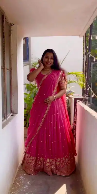 Red Georgette Embroidery And Sequins Work Lehenga Choli | Lehenga, Bollywood Lehenga, Creative Lehenga, Designer Lehenga, Embroidered Lehenga, Party Wear Lehenga