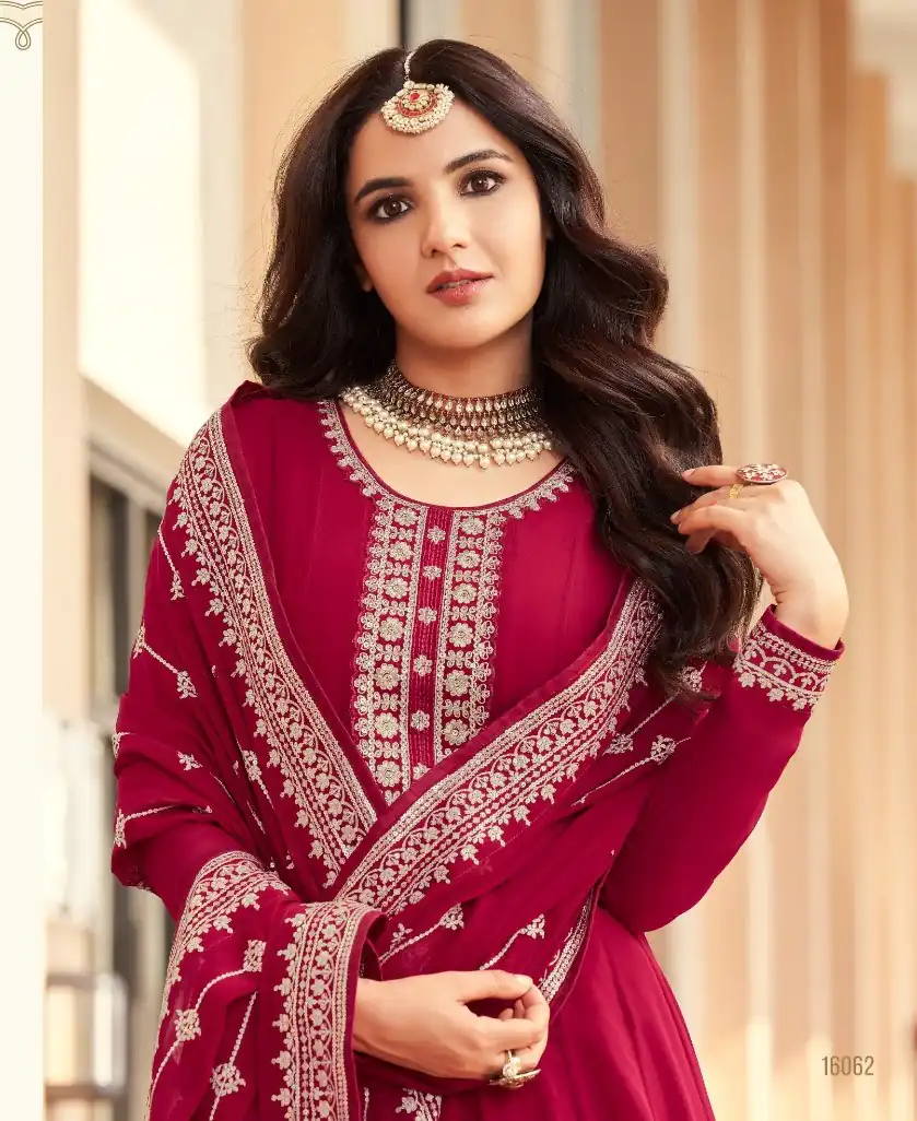 Red Georgette Embroidery Salwar Suit | Salwar suit, Casual Suits, Creative suits, Designer Suits, Palazzo Suits, Party Wear Suits, Patiala Suits, Straight Suits