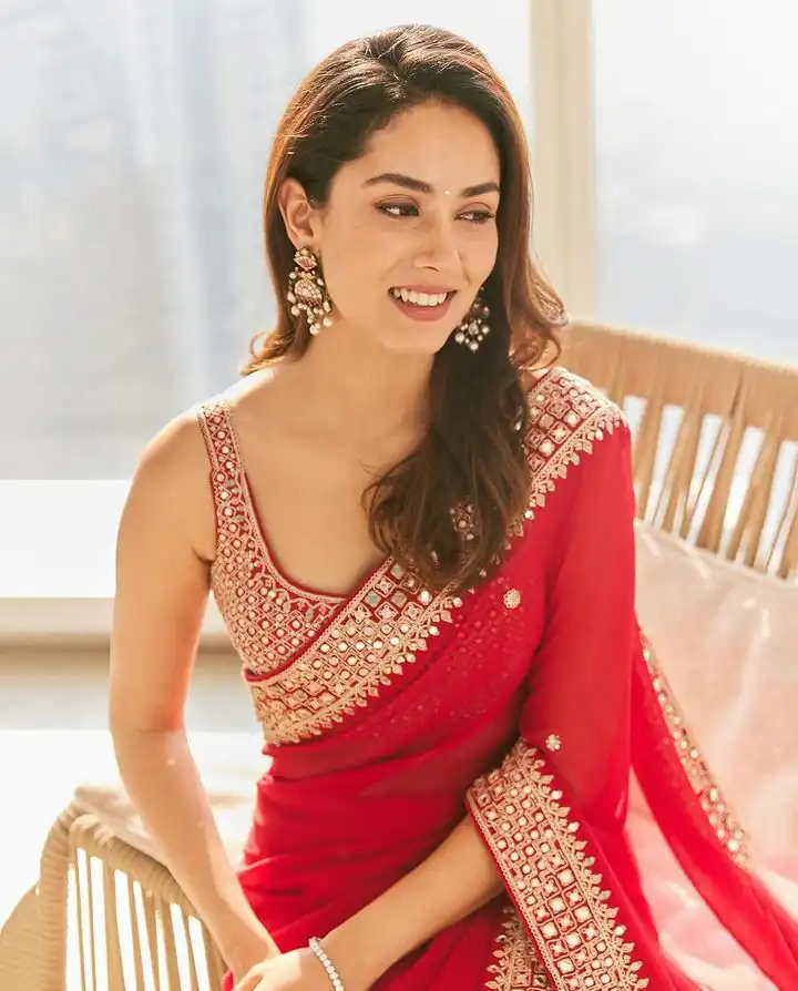 Red Georgette Thread Sequence Work Saree | Sarees, Bollywood Sarees, Creative Sarees, Designer Sarees, Embroidered Sarees, Ethnic Saree, Modern Digital sarees, Party Wear Sarees