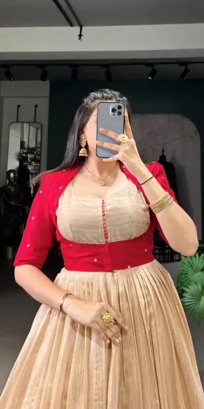 Red Green Silk Printed Gown | Gowns, Bollywood Gowns, Creative Gowns, Designer Gowns, Embroidered Gowns, Party Wear Gowns