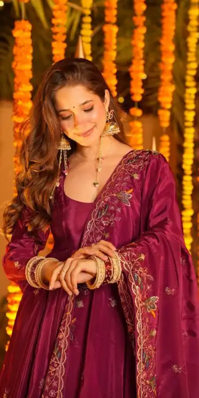 Red Natural Crap Silk Embroidery Work Anarkali Suit | Anarkali Suits, Bollywood Anarkali, Creative-Anarkali, Designer Anarkali, Embroidered Anarkali, Party Wear Anarkali