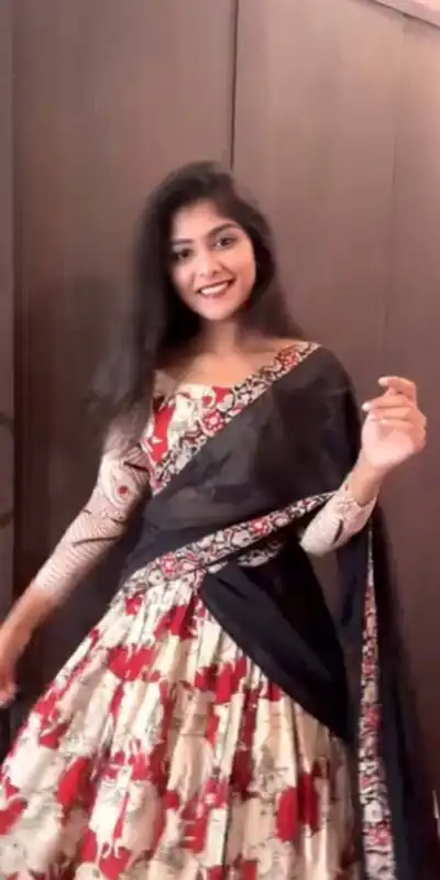 Red Rayon Cotton Kalamkari Print Lehenga Choli | Lehenga, Bollywood Lehenga, Creative Lehenga, Designer Lehenga, Embroidered Lehenga, Party Wear Lehenga