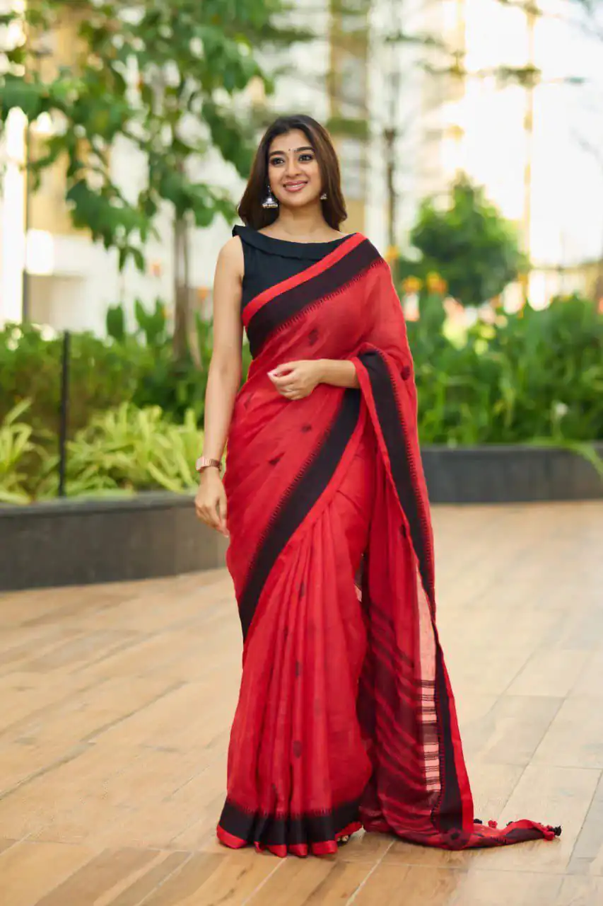 Red Soft Lilan Slab Lace Border Saree | Sarees, Bollywood Sarees, Creative Sarees, Designer Sarees, Embroidered Sarees, Ethnic Saree, Modern Digital sarees, Party Wear Sarees