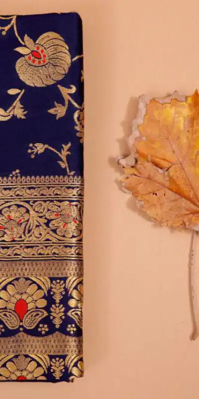 Royal Blue Banarsari Silk With Lace Border Saree | Sarees, Bollywood Sarees, Creative Sarees, Designer Sarees, Embroidered Sarees, Ethnic Saree, Modern Digital sarees, Party Wear Sarees