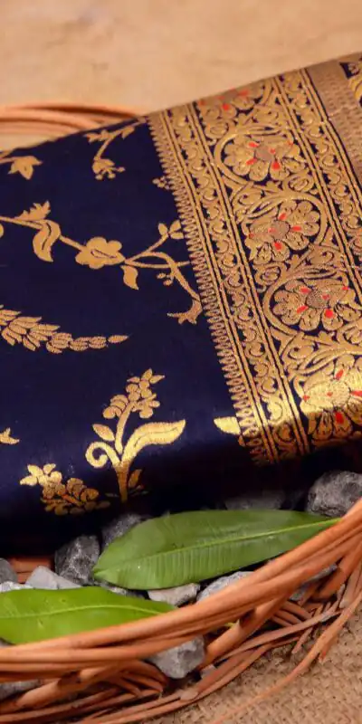 Royal Blue Banarsari Silk With Lace Border Saree | Sarees, Bollywood Sarees, Creative Sarees, Designer Sarees, Embroidered Sarees, Ethnic Saree, Modern Digital sarees, Party Wear Sarees