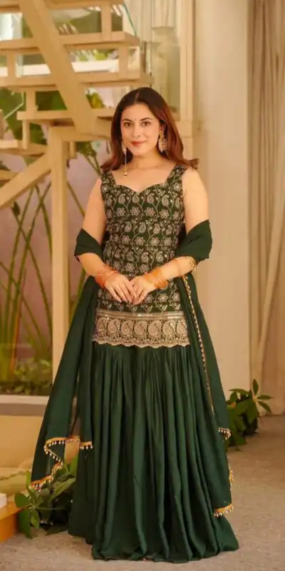 MD 3093 Green Blooming Faux Georgette Salwar Suit Perfect for Wedding, Party, Makar Sankranti, Baby Shower, Traditional Day – . Special Price ₹2149. Deliv | Jump Suits, Salwar suit, Casual Suits, Creative suits, Designer Suits, Palazzo Suits, Party Wear Suits, Patiala Suits, Straight Suits