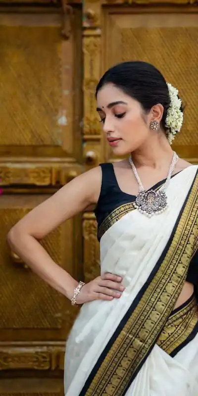 White Soft Lichi Silk Lace Work Lace Border Sare | Sarees, Bollywood Sarees, Creative Sarees, Designer Sarees, Embroidered Sarees, Ethnic Saree, Modern Digital sarees, Party Wear Sarees