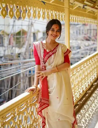 White Soft Lilan Slab Weaving Work Saree | Sarees, Bollywood Sarees, Creative Sarees, Designer Sarees, Embroidered Sarees, Ethnic Saree, Modern Digital sarees, Party Wear Sarees