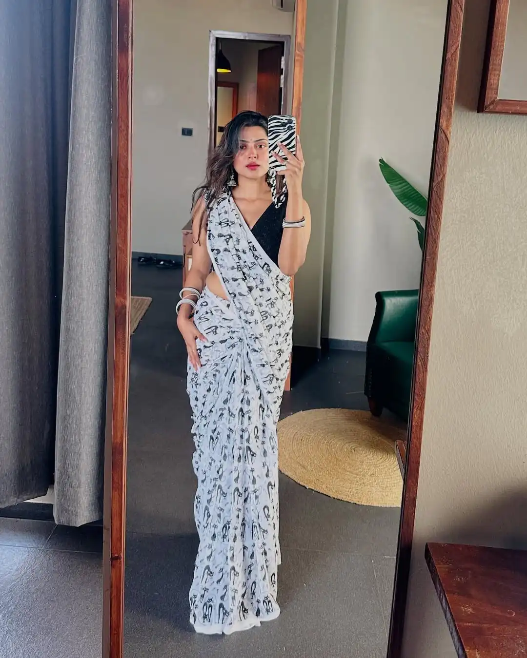 White Soft Linen Cotton Digital Print Lace Work Saree | Sarees, Bollywood Sarees, Creative Sarees, Designer Sarees, Embroidered Sarees, Ethnic Saree, Modern Digital sarees, Party Wear Sarees