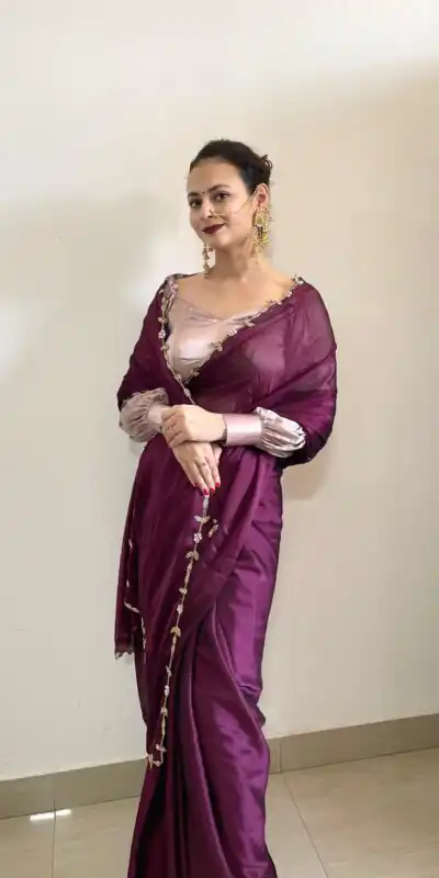 Wine Rangoli Silk Handwork Cutwork Pearl Saree | Sarees, Bollywood Sarees, Creative Sarees, Designer Sarees, Embroidered Sarees, Ethnic Saree, Modern Digital sarees, Party Wear Sarees