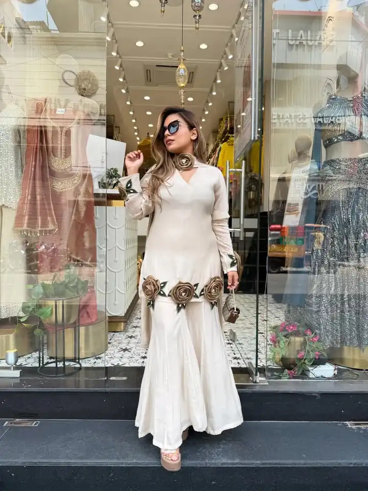 VLM 344 White French Crep Silk Salwar Suit Perfect for Wedding, Party, Engagement, Baisakhi, Pongal – . Special Price ₹2199. Delivery 4-6 Working Days | Jump Suits, Salwar suit, Casual Suits, Creative suits, Designer Suits, Palazzo Suits, Party Wear Suits, Patiala Suits, Straight Suits