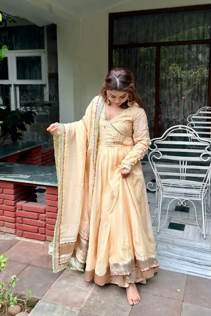 RTC 6048 Cream Tabby Organza Silk Gown with Hand Work & Mirror Work. Special Price ₹2549. Delivery 4-6 Working Days. Shop now. | Gowns, Bollywood Gowns, Creative Gowns, Designer Gowns, Embroidered Gowns, Party Wear Gowns