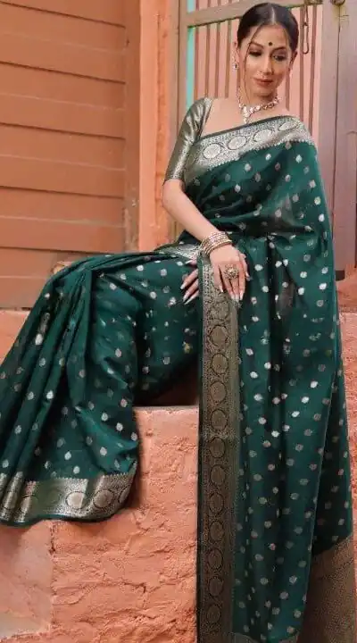 KP 7000 Green Soft Lichi Silk Cloth Saree Perfect for Wedding, Party, Family Gatherings, Sangeet, Ethnic Day – . Festive Deal ₹1549. Delivery 4-6 Working | Sarees, Bollywood Sarees, Creative Sarees, Designer Sarees, Embroidered Sarees, Ethnic Saree, Modern Digital sarees, Party Wear Sarees