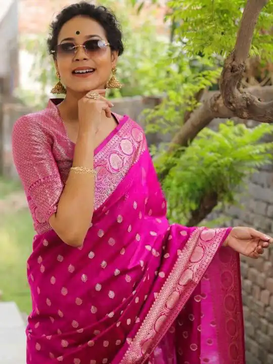 KP 7000 Pink Soft Lichi Silk Cloth Saree Perfect for Wedding, Party, Family Gatherings, Sangeet, Ethnic Day – . Festive Deal ₹1549. Delivery 4-6 Working | Sarees, Bollywood Sarees, Creative Sarees, Designer Sarees, Embroidered Sarees, Ethnic Saree, Modern Digital sarees, Party Wear Sarees