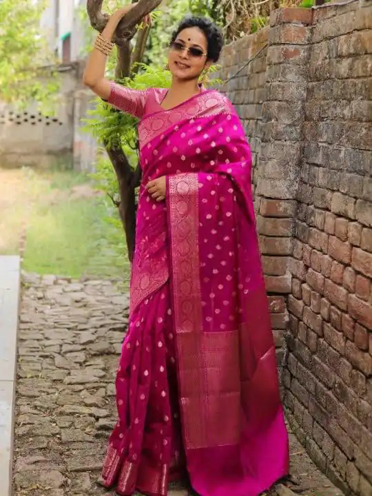 KP 7000 Pink Soft Lichi Silk Cloth Saree Perfect for Wedding, Party, Family Gatherings, Sangeet, Ethnic Day – . Festive Deal ₹1549. Delivery 4-6 Working | Sarees, Bollywood Sarees, Creative Sarees, Designer Sarees, Embroidered Sarees, Ethnic Saree, Modern Digital sarees, Party Wear Sarees