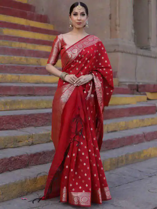 KP 7000 Red Soft Lichi Silk Cloth Saree Perfect for Wedding, Party, Family Gatherings, Sangeet, Ethnic Day – . Festive Deal ₹1549. Delivery 4-6 Working | Sarees, Bollywood Sarees, Creative Sarees, Designer Sarees, Embroidered Sarees, Ethnic Saree, Modern Digital sarees, Party Wear Sarees