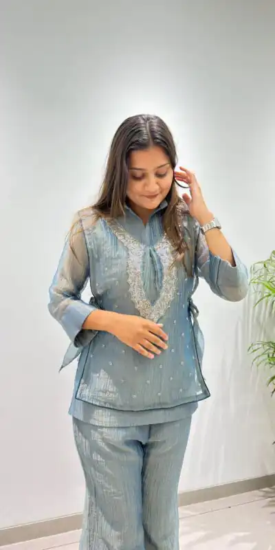BE 493 Blue Colour | Brown Salsa Silk Kurti with Hand Work. Get it for ₹2199. Delivery 4-6 Working Days. Online Shop now. | Kurti, Bollywood Kurti, Creative Kurtis, Designer Kurti, Party Wear Kurti, Selfie Kurti