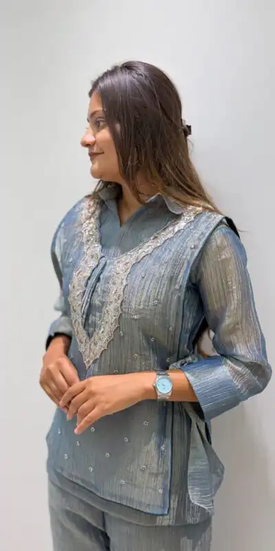 BE 493 Blue Colour | Brown Salsa Silk Kurti with Hand Work. Get it for ₹2199. Delivery 4-6 Working Days. Online Shop now. | Kurti, Bollywood Kurti, Creative Kurtis, Designer Kurti, Party Wear Kurti, Selfie Kurti