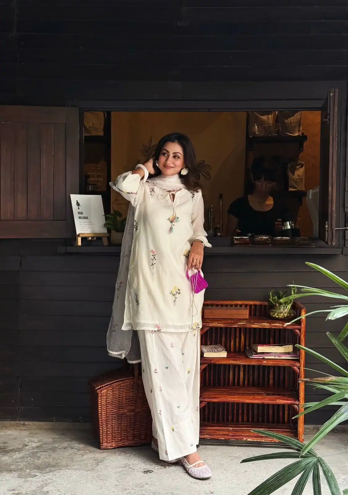 Aglow White Mul Chanderi Silk Embroider Work Salwar Suit - Image 6