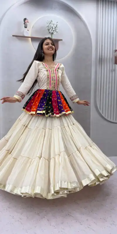 PC 600 White in Pure Cotton Mirror Work & Gamthi Work Lehenga Choli . Exclusive Offer ₹3049. Delivery 4-6 Working Days. Shop now. | Lehenga, Bollywood Lehenga, Creative Lehenga, Designer Lehenga, Embroidered Lehenga, Party Wear Lehenga