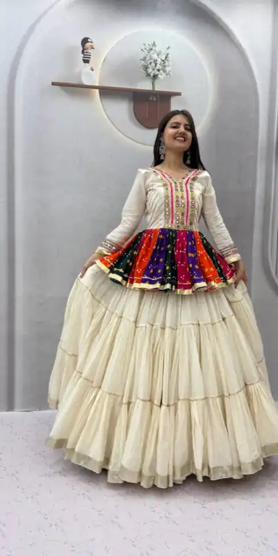 PC 600 White in Pure Cotton Mirror Work & Gamthi Work Lehenga Choli . Exclusive Offer ₹3049. Delivery 4-6 Working Days. Shop now. | Lehenga, Bollywood Lehenga, Creative Lehenga, Designer Lehenga, Embroidered Lehenga, Party Wear Lehenga