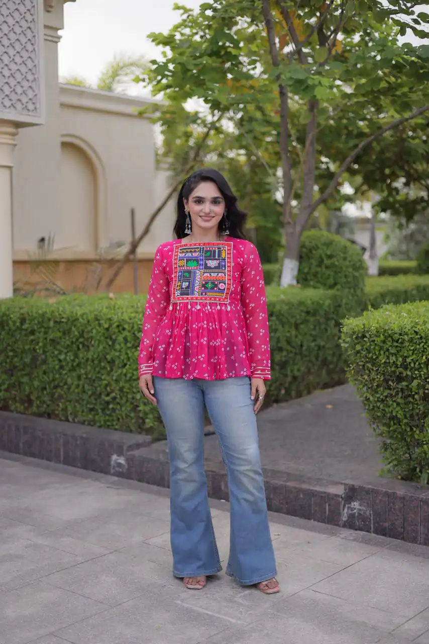 KA 5079 Pink Fox Georgette Kurti with Lace Work & Mirror Work. Affordable Price ₹2719. Delivery 4-6 Working Days. Shop now. | Kurti, Bollywood Kurti, Creative Kurtis, Designer Kurti, Party Wear Kurti, Selfie Kurti