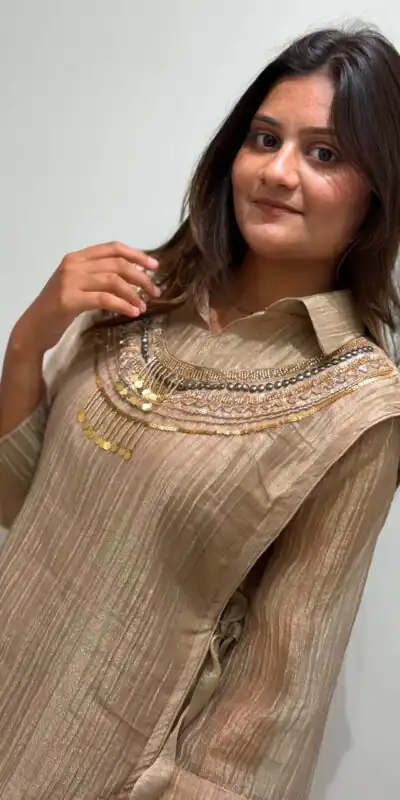BE 485 Cream Colour | Brown Salsa Silk Kurti with Hand Work. Get it for ₹2249. Delivery 4-6 Working Days. Online Shop now. | Kurti, Bollywood Kurti, Creative Kurtis, Designer Kurti, Party Wear Kurti, Selfie Kurti