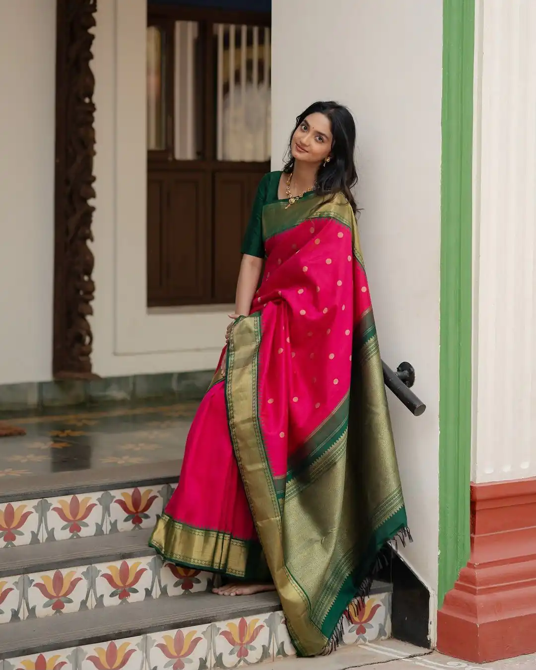 Perfect Pink Lichi Silk Lace Border Work Saree