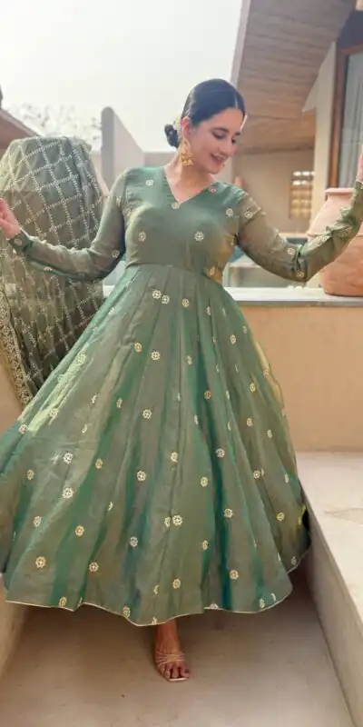 MD 3086 Pista Moss Fendy Salwar Suit Perfect for Wedding, Party, Baby Shower, Engagement, Bridal Wear – . Get it for ₹2849. Delivery 4-6 Working Days. | Anarkali Suits, Bollywood Anarkali, Creative-Anarkali, Designer Anarkali, Embroidered Anarkali, Party Wear Anarkali